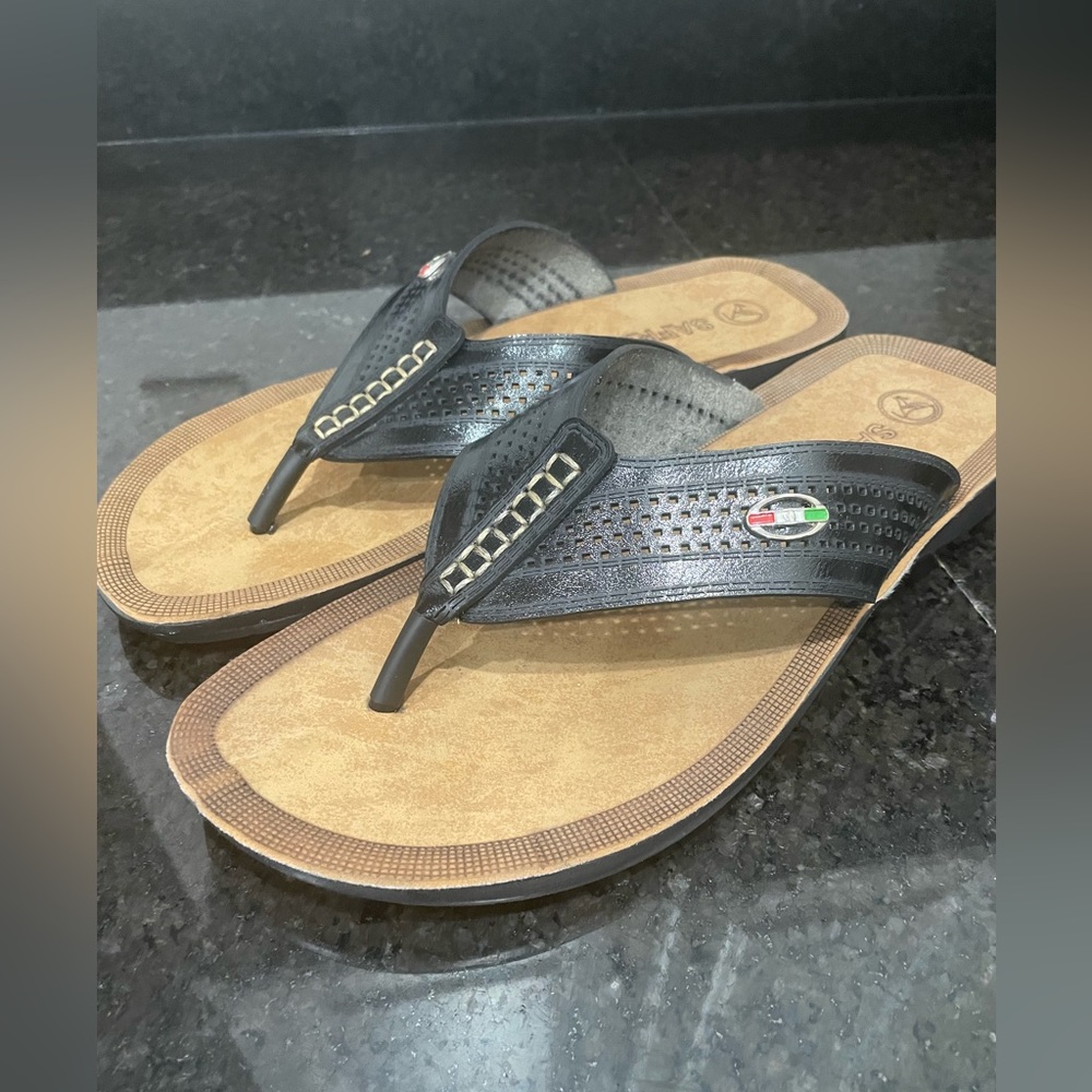 Safrer sandals for men size 42 in black leather